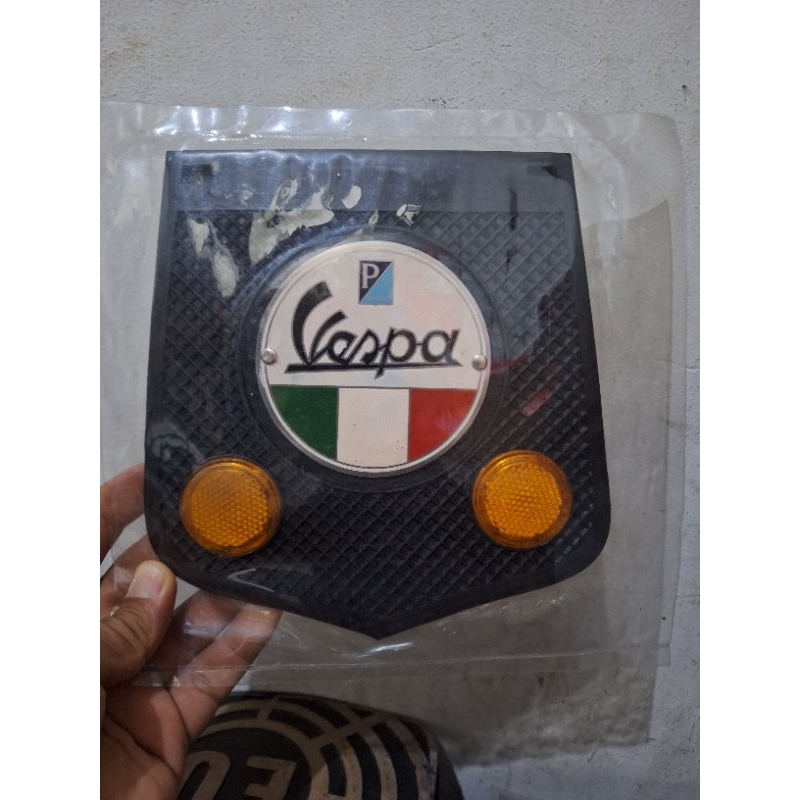 Kepet Mudflap Cat Eye Logo Vespa italia Vespa Super Sprint Vbb