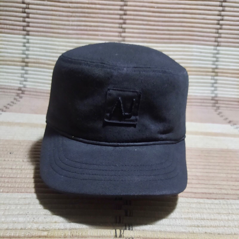 Topi Branded Commando  ARMANI JEANS  original second Preloved