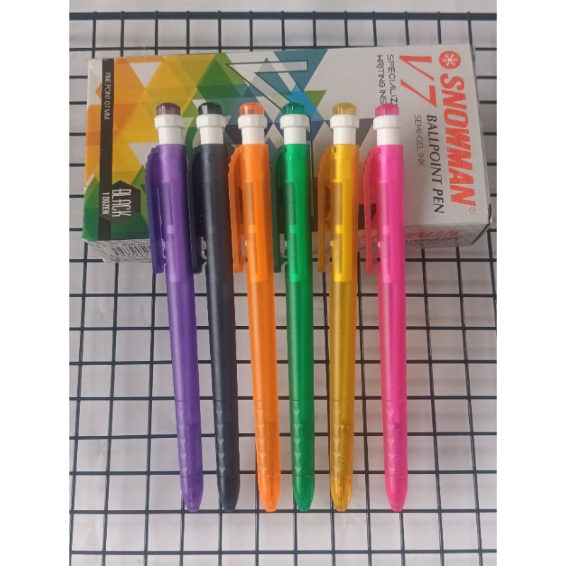 

PULPEN SNOWMAN V7 Hitam 0.7mm - 12 pcs