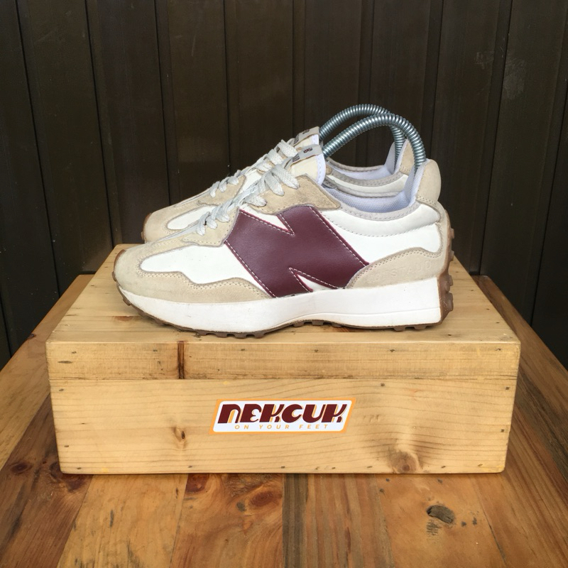 NB 327 STAUD (size 37)