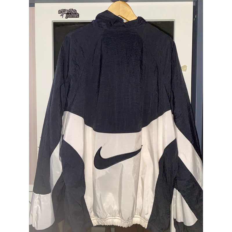 NIKE PANDA WINDBREAKER