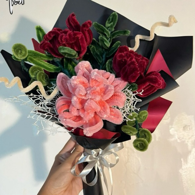 Vienna Bouquet Pipe Cleaner Bouquet