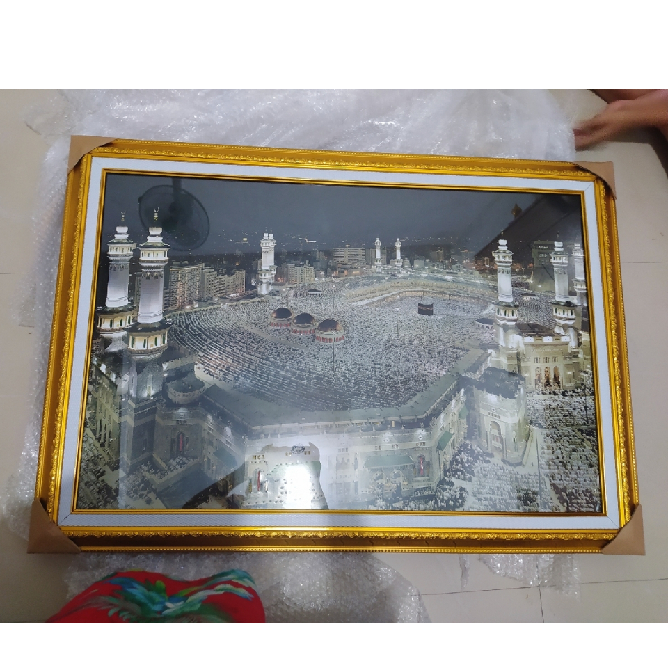 figura kaligrafi mekkah madinah ada lampu pecking kayu