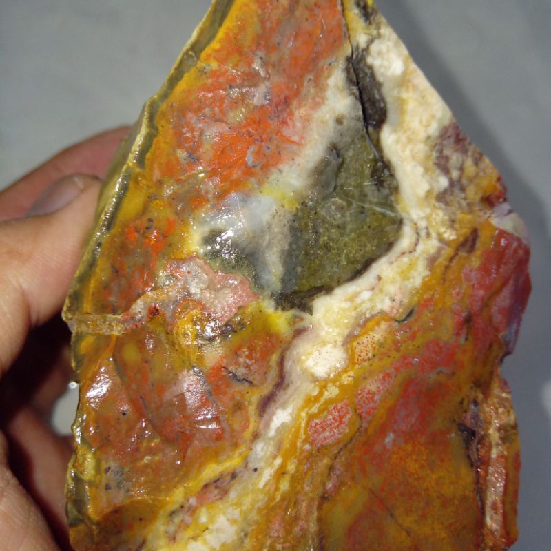 Natural Batu Akik Pancawarna Lawas Semi Kristal