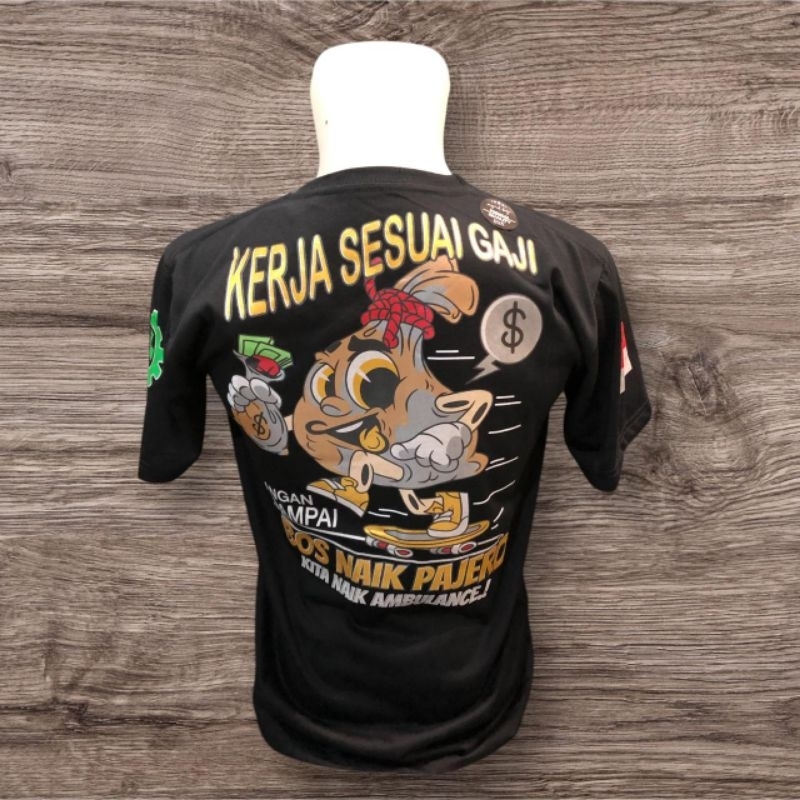 Kaos Kata2 Kerja Sesuai Gaji Size M L XL