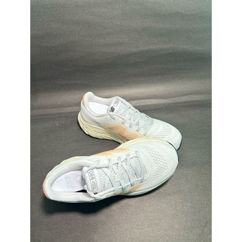 New Balance 880 Women’s