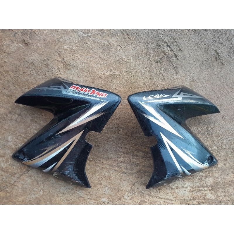 Sayap tengki yamaha vixion old original