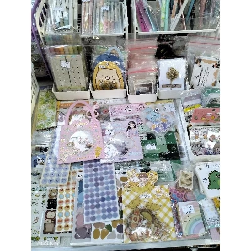 

PAKET USAHA BEBAS PILIH PRODUK ACCESSORIES & STATIONERY DI LIVE