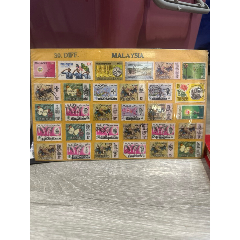 

Koleksi Perangko Malaysia & Singapore (Used) 1 Set isi 30