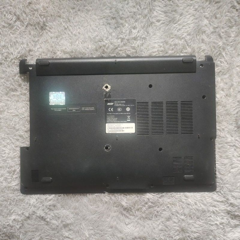 Casing Bawah Kesing Bawah Bottom Case Acer Z1401