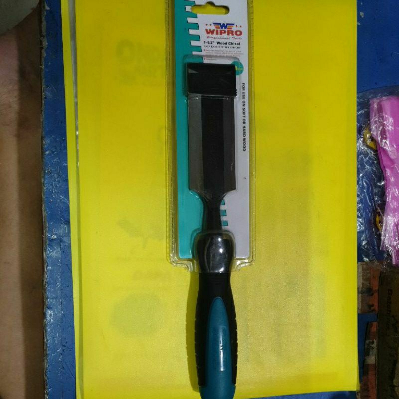 Pahat kayu 1 1/2" merk Wipro lebar 4 cm