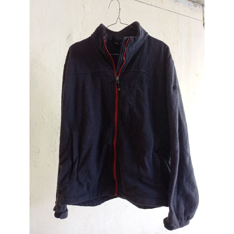 Jaket Polar Mountain Hardwear MHW