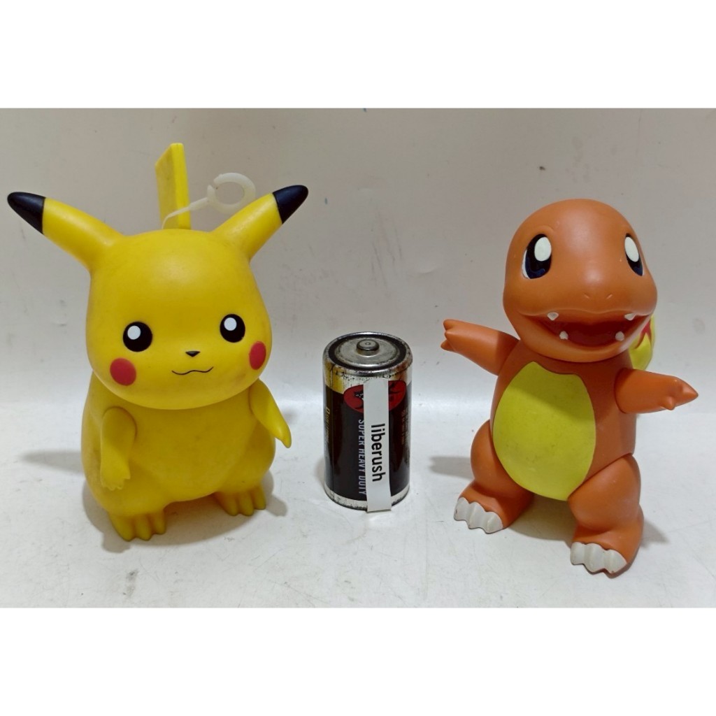 Set tomy pokemon pikachu charmander action figure moncolle articulated