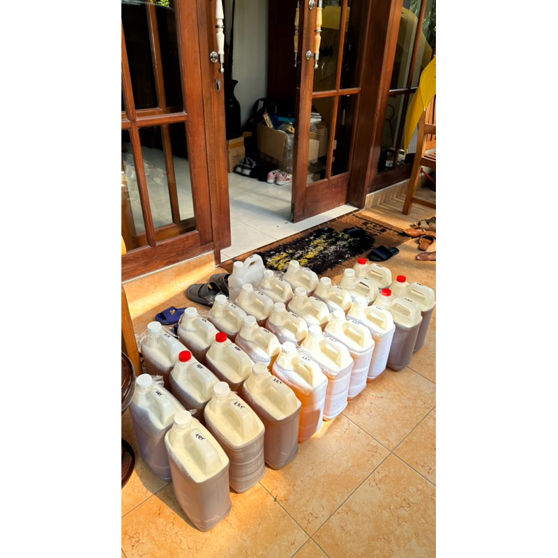 

MADU MENTAH 5 kg - MADU TERNAK - MADU MENTAH