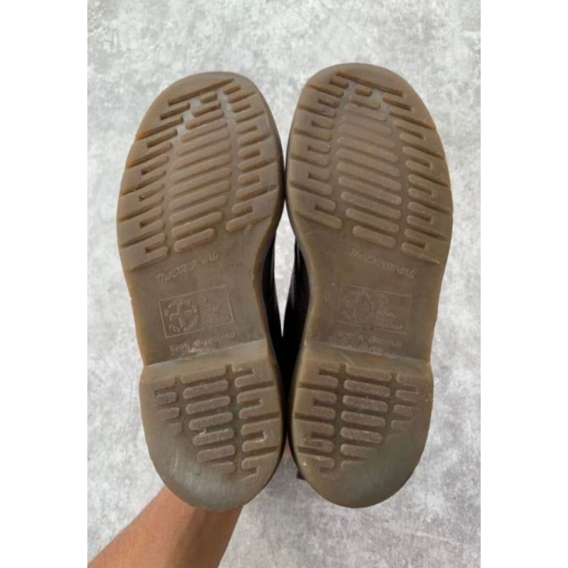 sepatu dr.martens saxon made in england