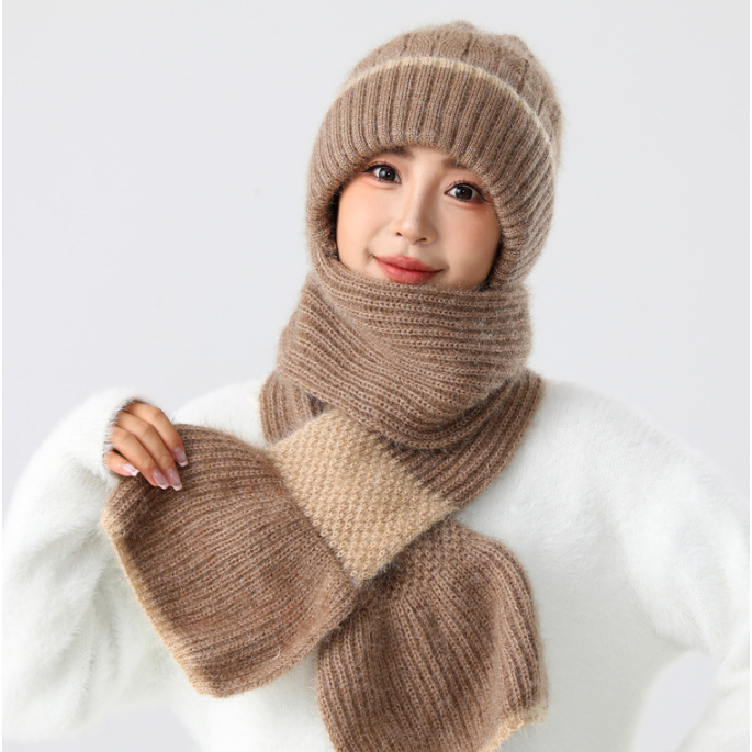 Topi Kupluk Syal Wanita Musim Dingin Bisa Jadi Hijab