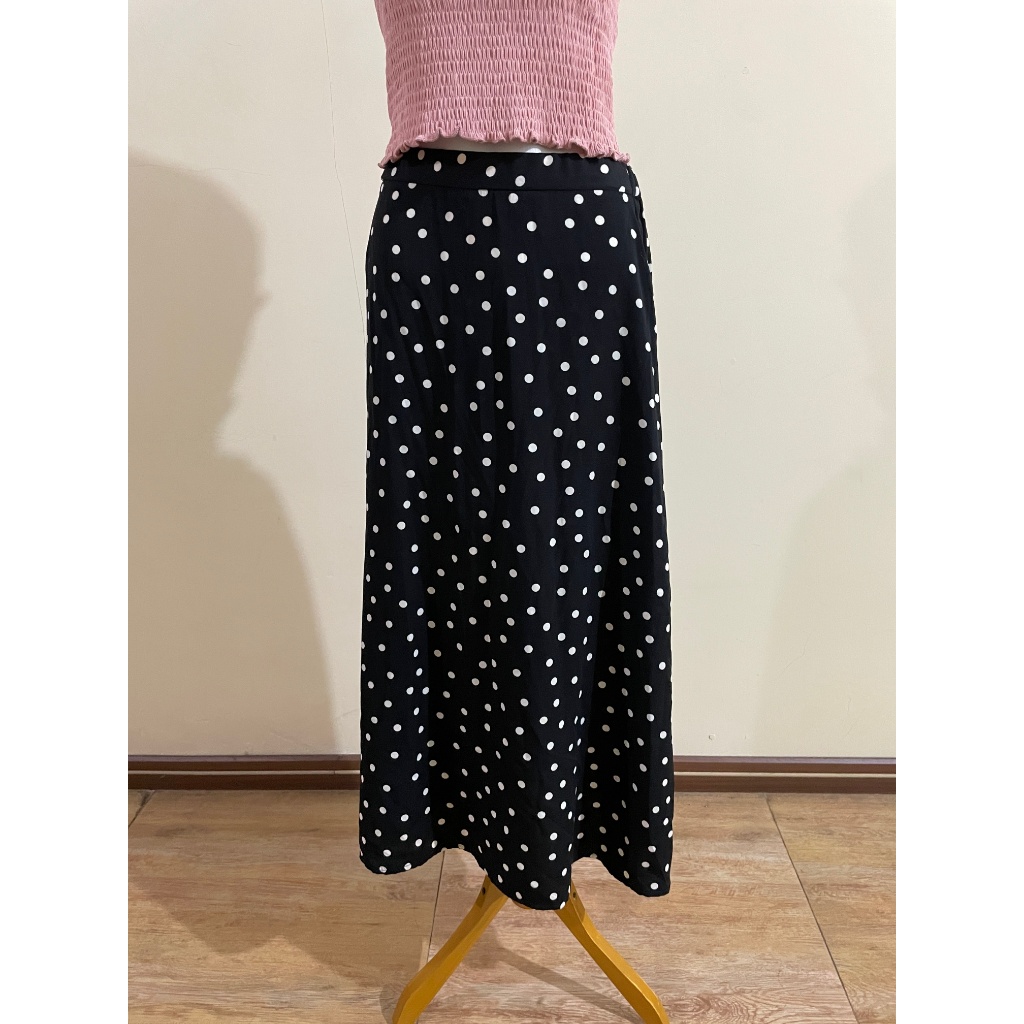 GU UNIQLO Polkadot Black Skirt Size S