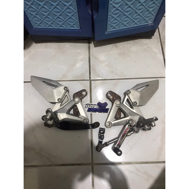 footstep/postep depan cbr250rr original pnp tiger