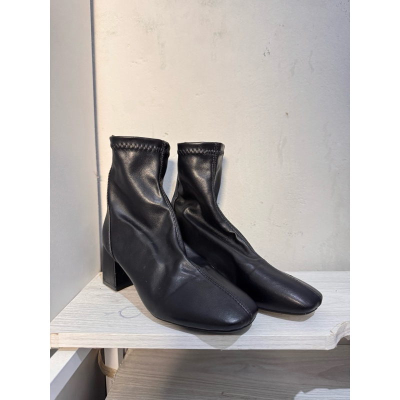 NEW Sepatu Fashion Boots Kulit Hitam