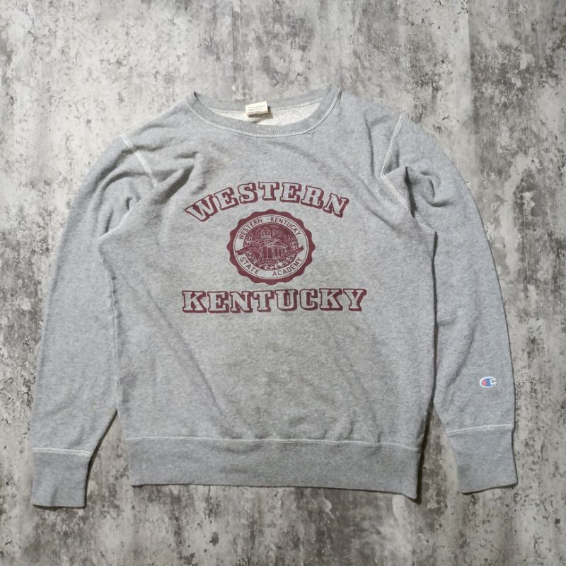 Vintage Champion Sweatshirt