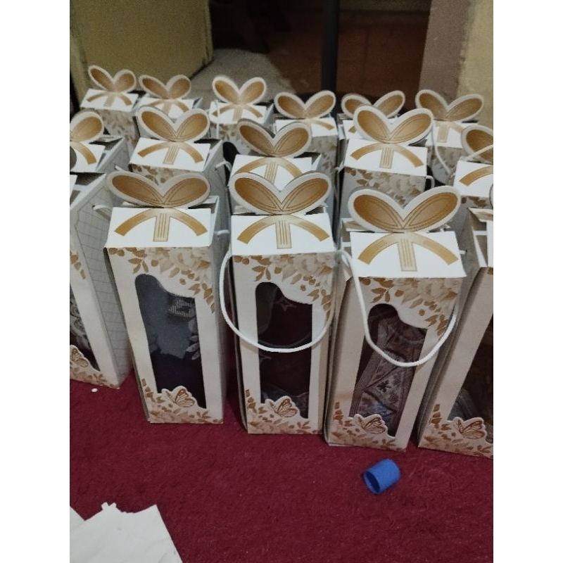 

paper box-box souvenir 7x7x19