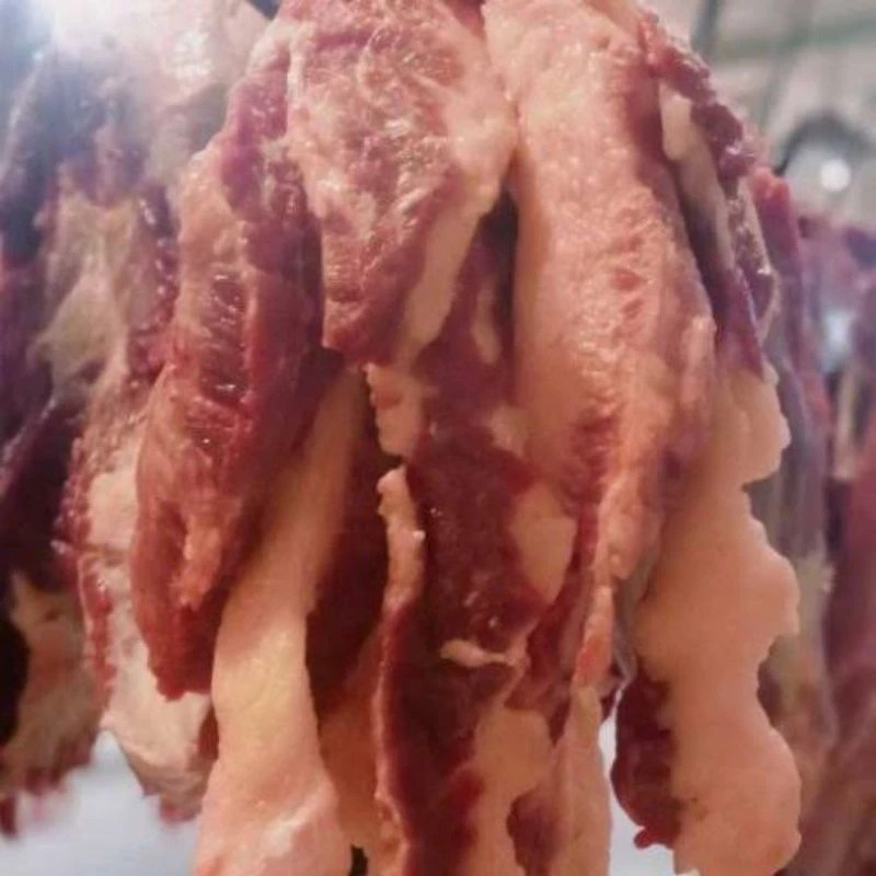 

Daging Sandung Lamur Sapi Segar - Brisket 500 gr.