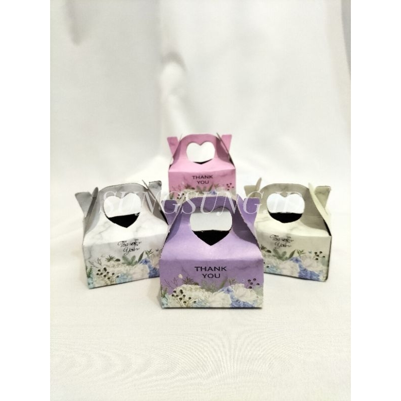 

Kotak Telur Pernikahan / Kotak Souvenir Pernikahan / Tempat Telur ( 1 pack isi 50pcs )