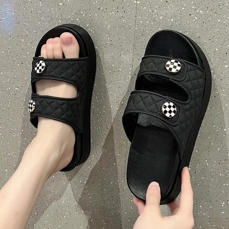 Sandal Wanita Sendal Slop Fashion Korea Kekinian Terbuka Bawah Tebal Sandal Gunung Kaki Outdoor Anti