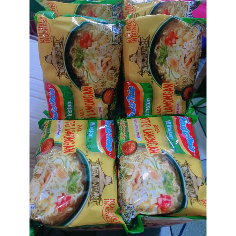 

Mie goreng indomie rasa soto lamongan khas Jawa Timur