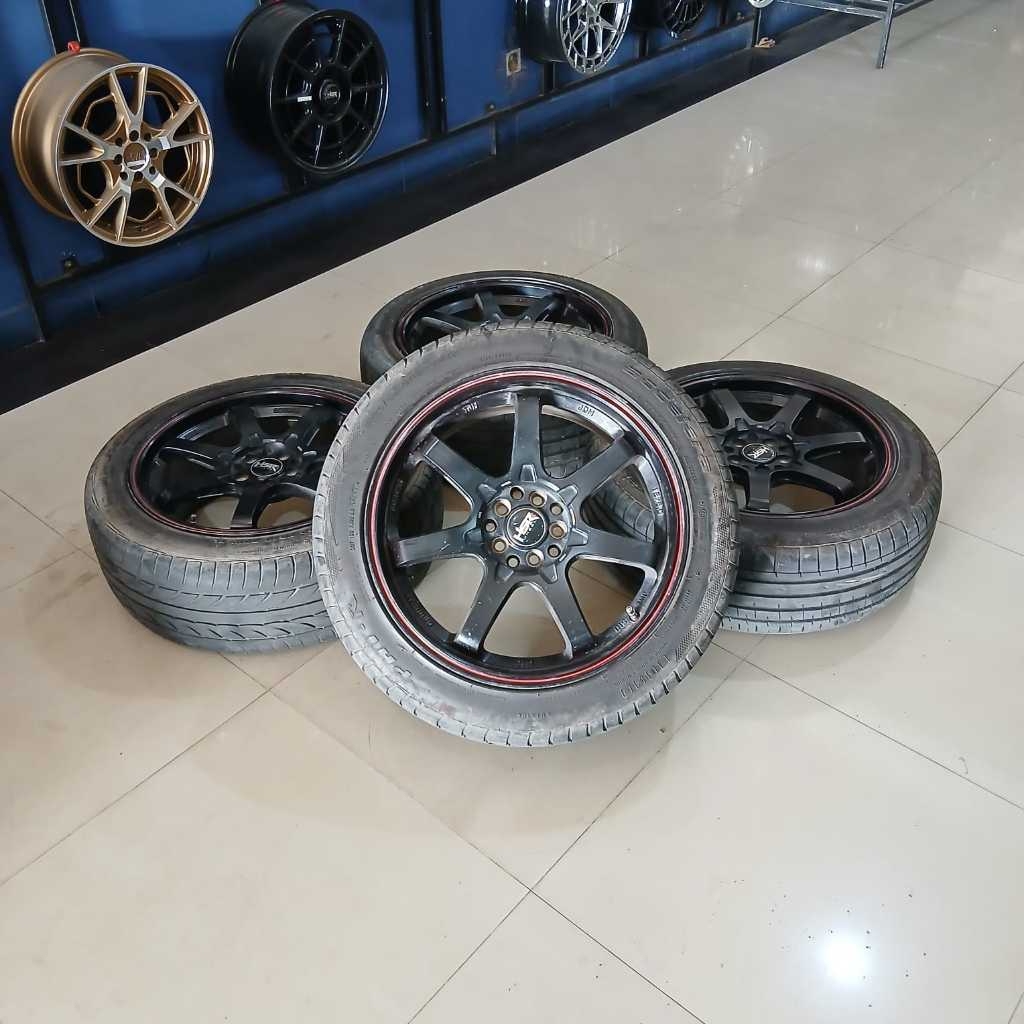 Velg/Pelek mobil second hsr ring18x8 baut5x114-100 +ban accelera 225 50 cocok innova,hrv,avanza,dll
