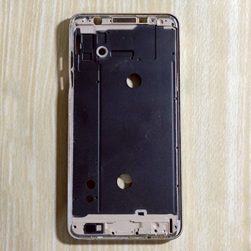 Middle Frame / Tatakan Lcd Samsung J7 2016 / J710  Copotan Normal
