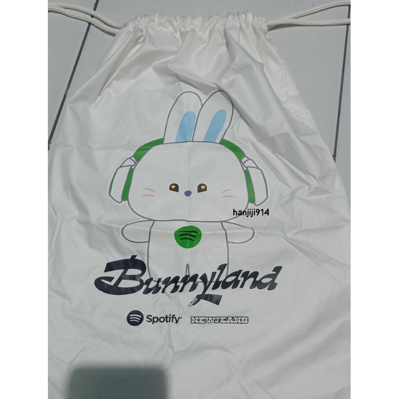 String Bag New Jeans Spotify