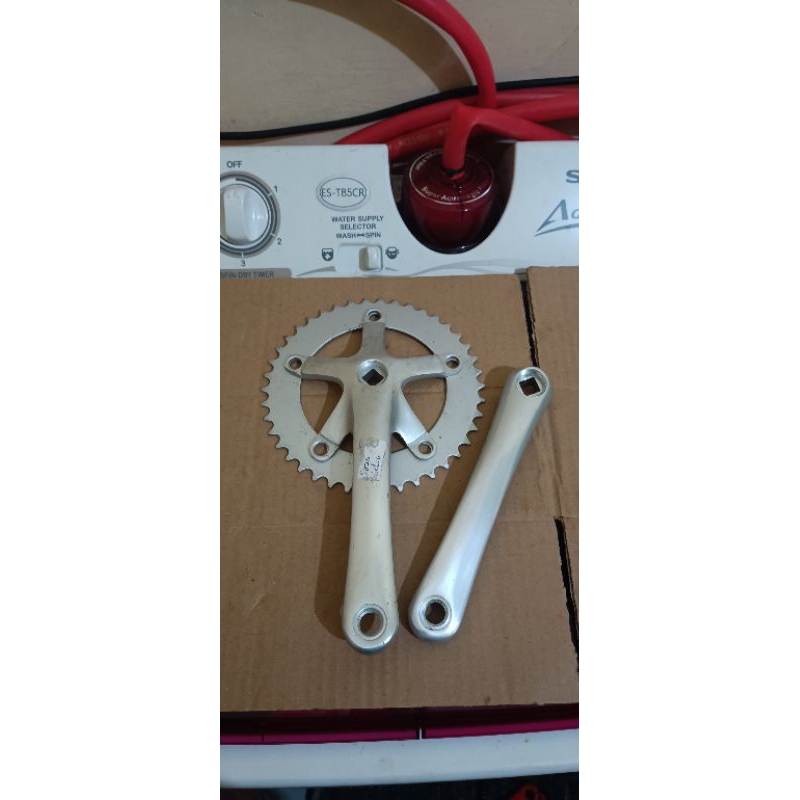 crank alloy BB kotak singel speed 42T NOS