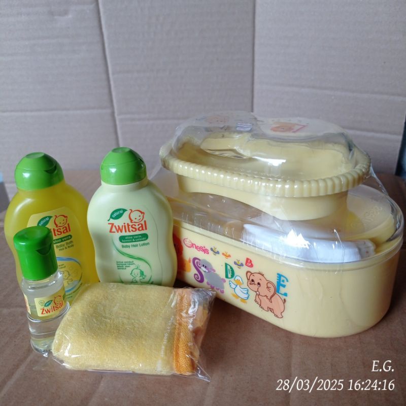 Paket Sabun Mandi Bayi Switzal Plus Tempat Bedak sabun 6 item