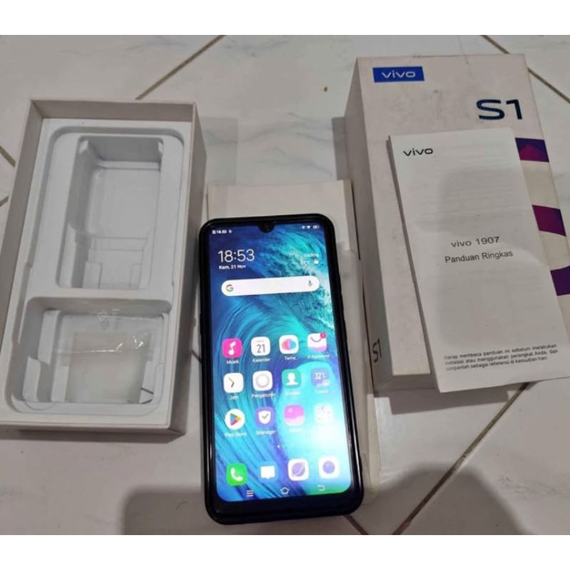VIVO S1 4/128