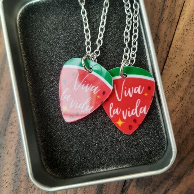 kalung / necklace twinkling watermelon liontin pick gitar