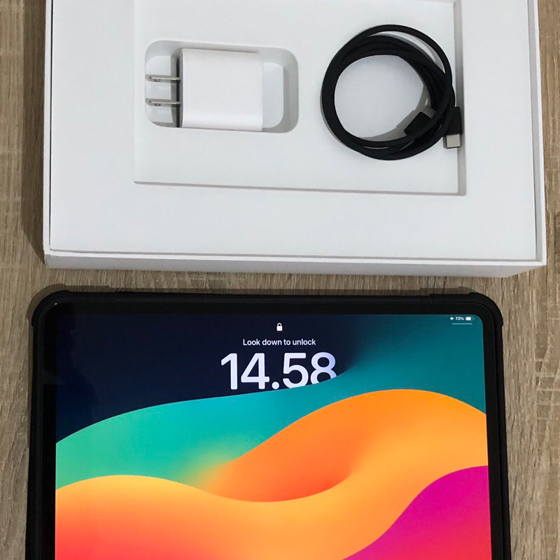 IPAD PRO M4 11 inch plus apple pencil pro 2024 (second, like new)