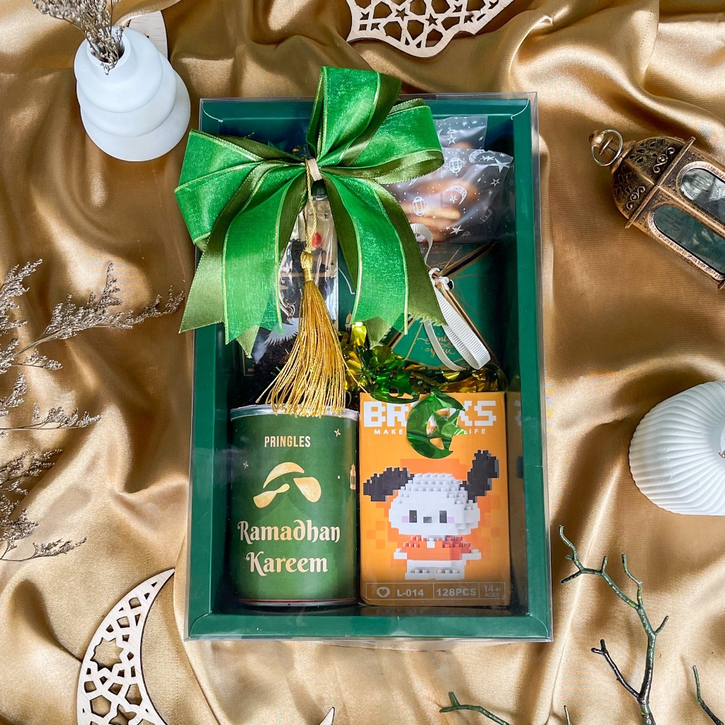 

Hampers Ramadhan / Hampers Idul Fitri 2025 / Hadiah Parcel Lebaran 2025 / Original Pringles / Cookies / Candy