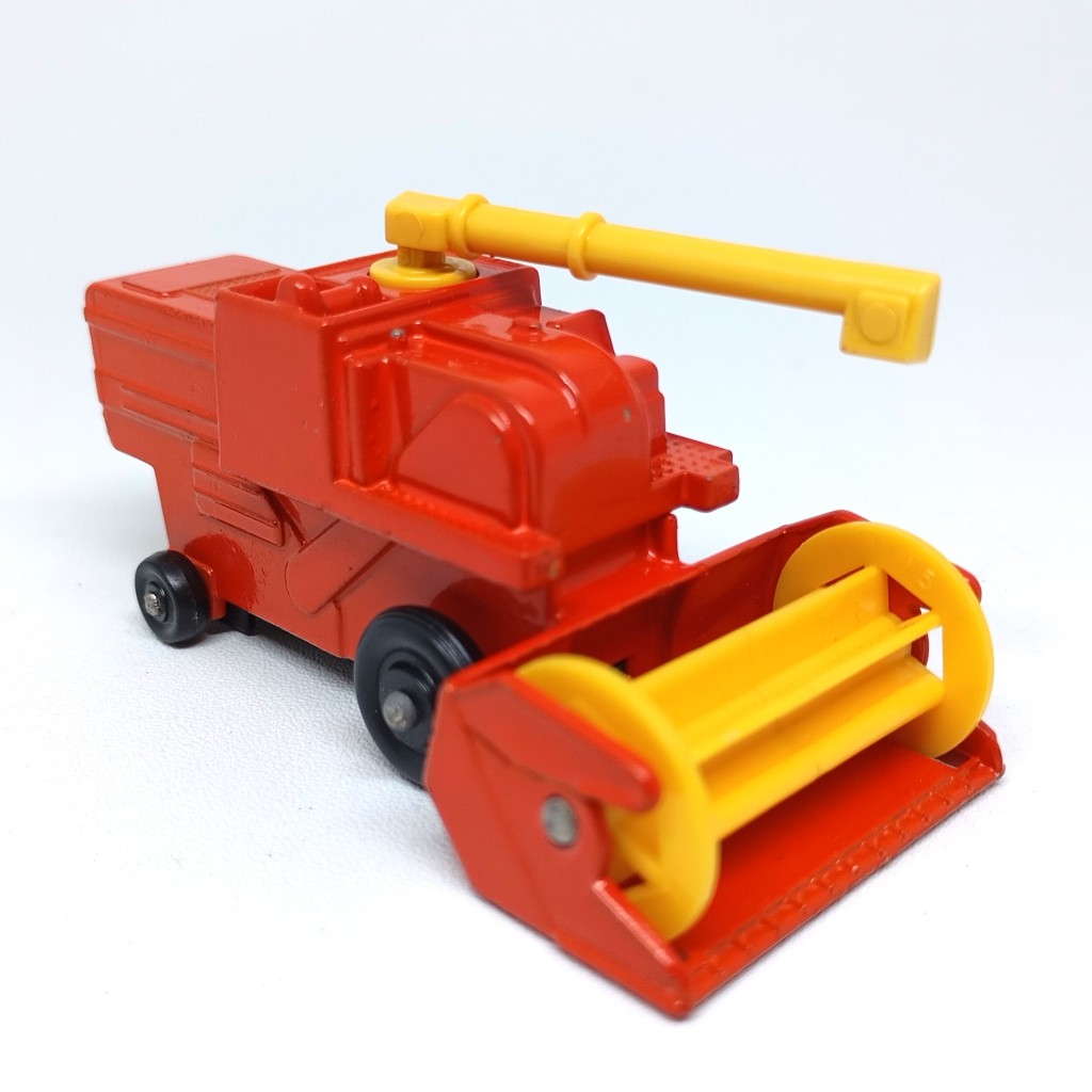 Matchbox Lesney England No. 51 1978 COMBINE HARVESTER Ban Tusuk Moko RARE