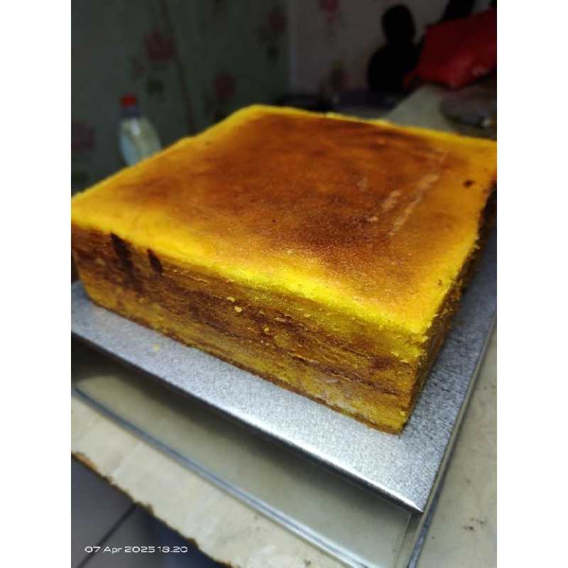 Lapis legit Reguler 16x16x5cm
