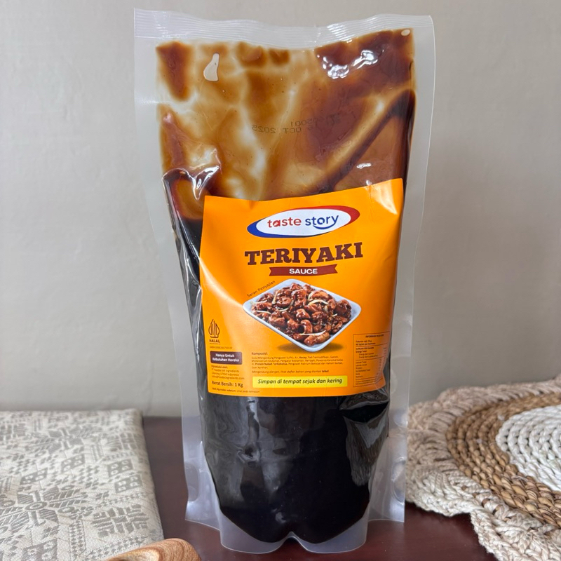 

Teriyaki Sauce 1kg atau 1L/Saos Teriyaki 1kg / Teriyaki/ bumbu teriyaki / Saus Teriyaki premium/ Saos Teriyaki Enak 1kg