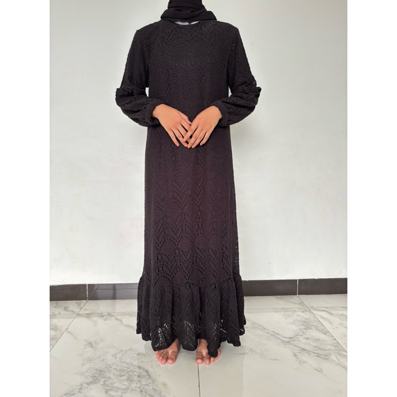 PRELOVED Dress Brokat Hitam