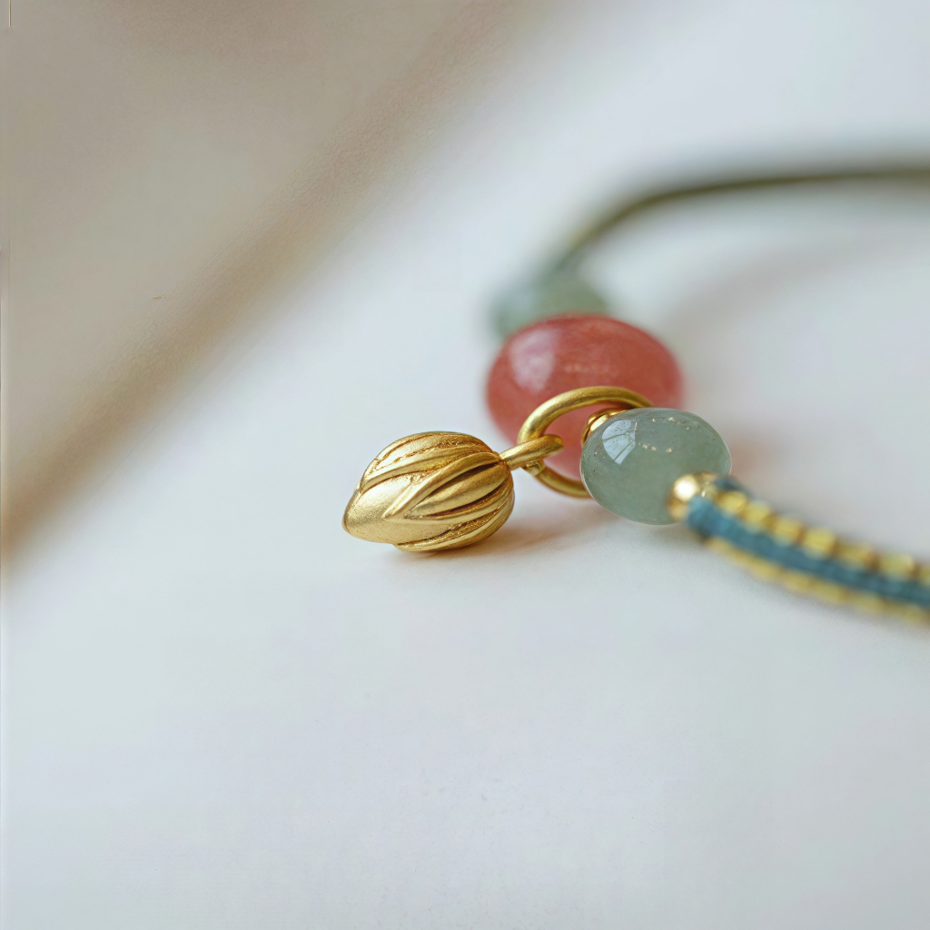 【LUCKY CHARM】Gelang Nanhong Merah Hadiah Sahabat Perempuan - Batu Alam Keberuntungan & Tali Merah Kl