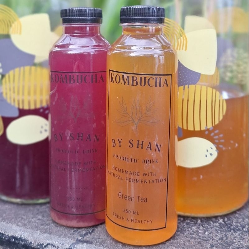 

Kombucha Probiotic Drink by Shan