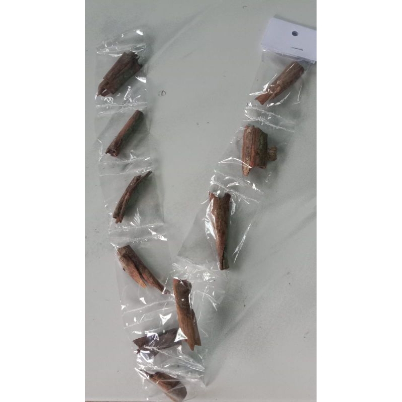 

Kayu Manis 1 Renceng isi 10 pcs [ Beli 10 Gratis 1 Renceng ]