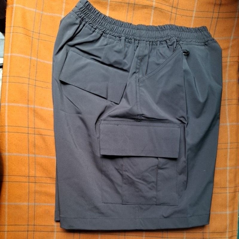 celana taktikal pendek