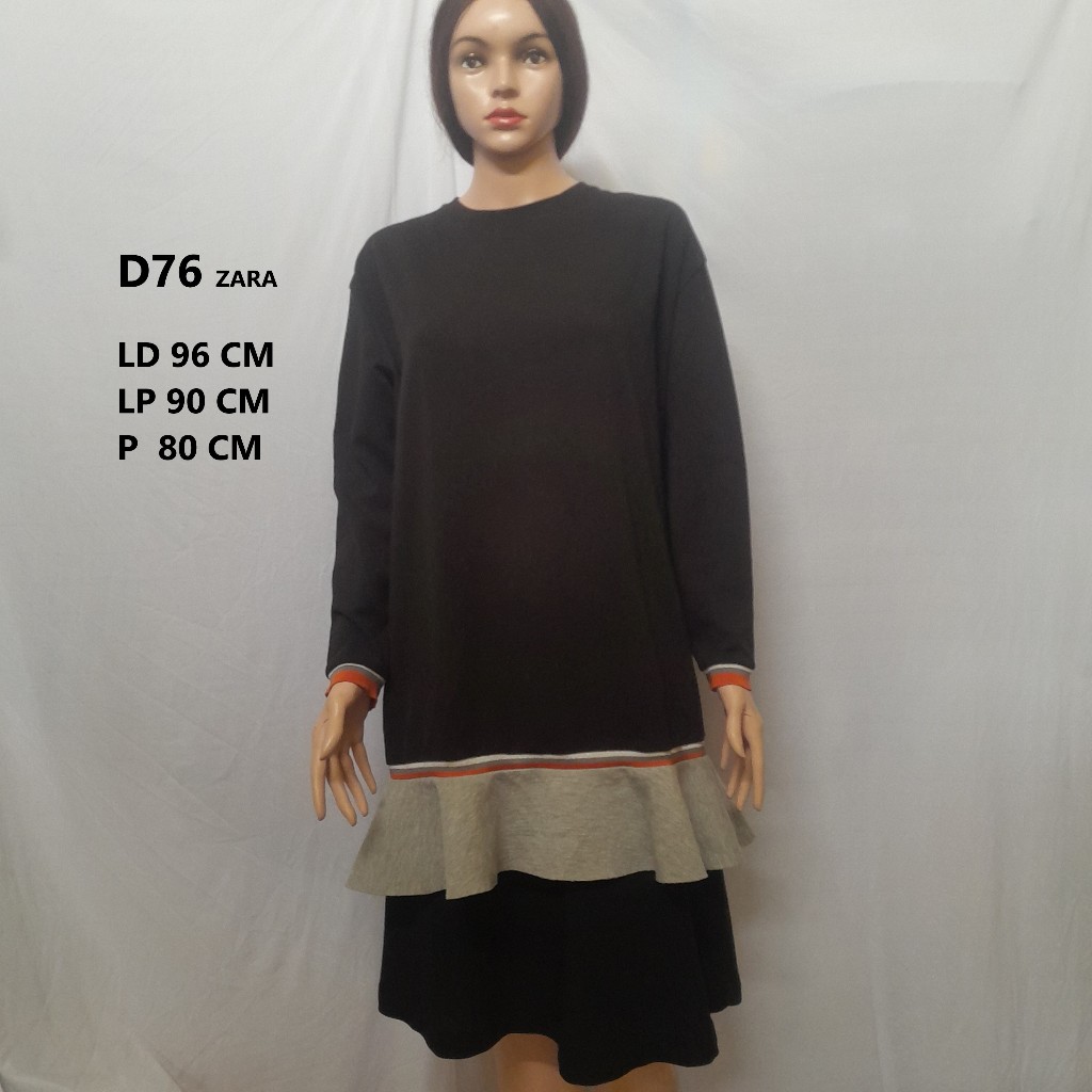 Tunik Casual Zara D76 – Atasan Wanita Kombinasi Ruffle Unik, Nyaman & Stylish
