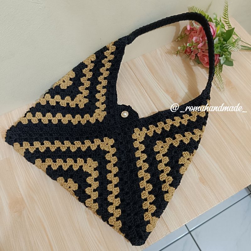 Tote Bag Rajut Granny Square
