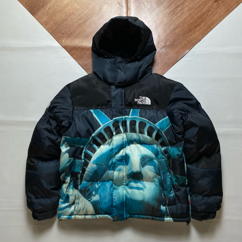 The nort face X Supreme baltoro 700 fp