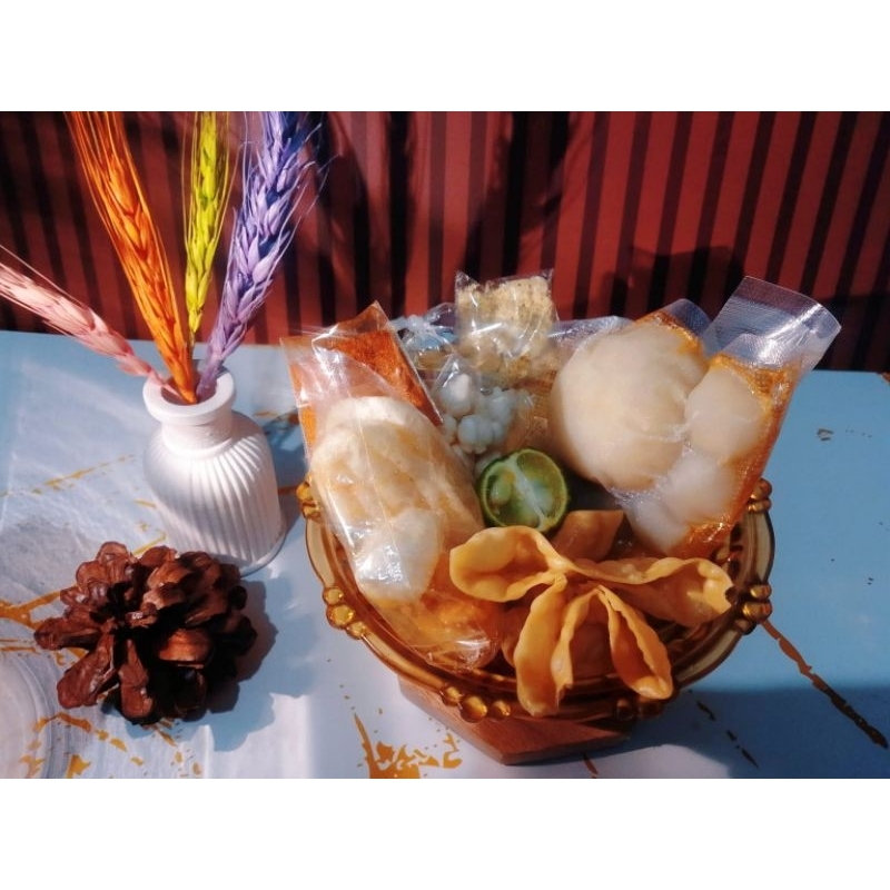 

Baso Aci Ayam Suwir